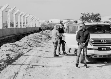 FRF bodyguards with Land Cruiser.